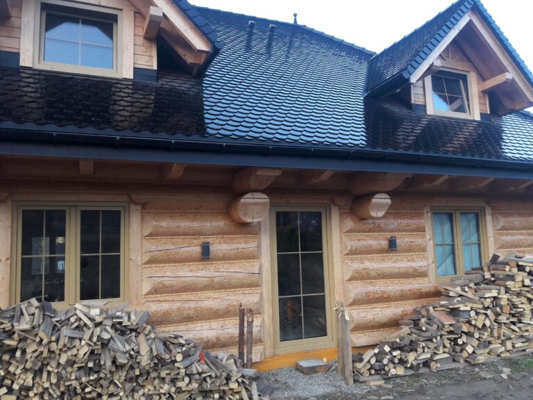 dom z bala drewnianego